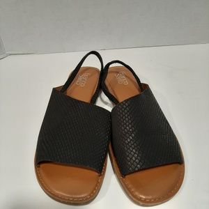 Franco Sarto Glory Snake Embossed Sandal Size 11